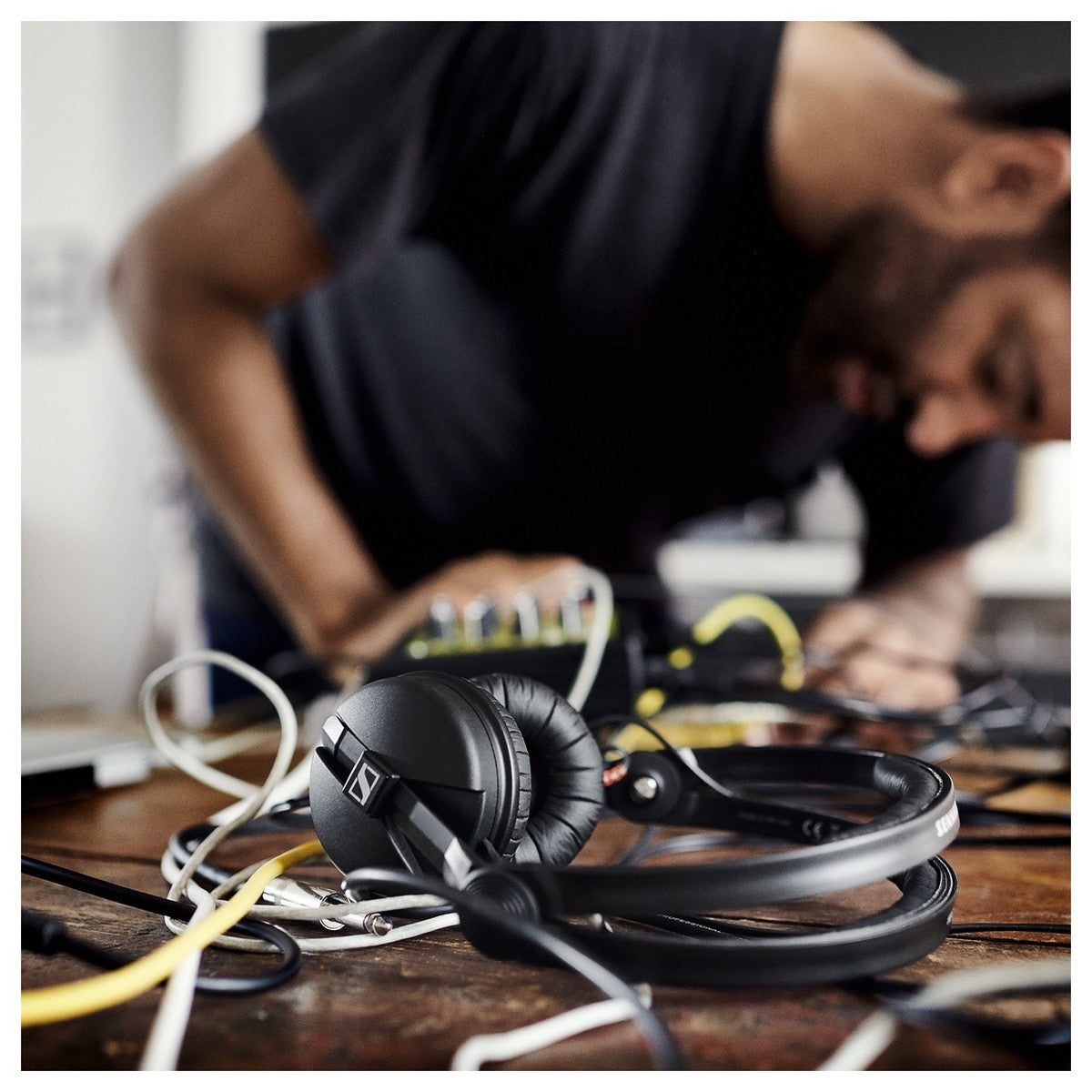 Sennheiser HD 25 Headphones main image lifestyle image