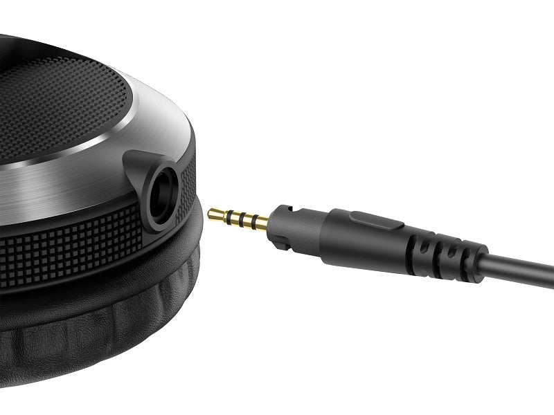 Pioneer HDJ-X7 Professional DJ Headphones Plug