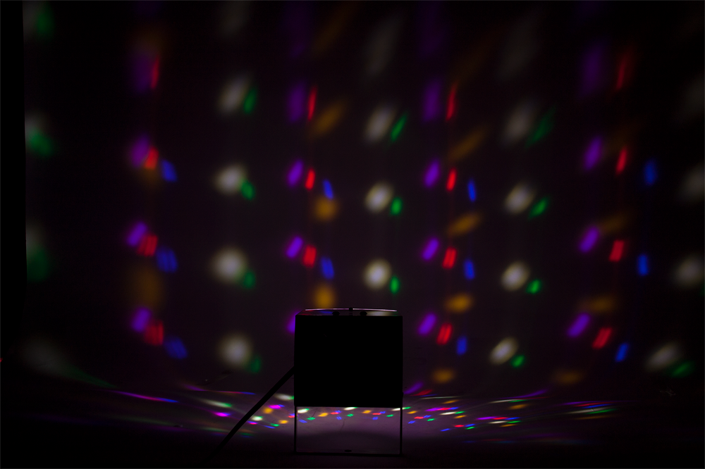 PARTY-DERBY6 In Use 3