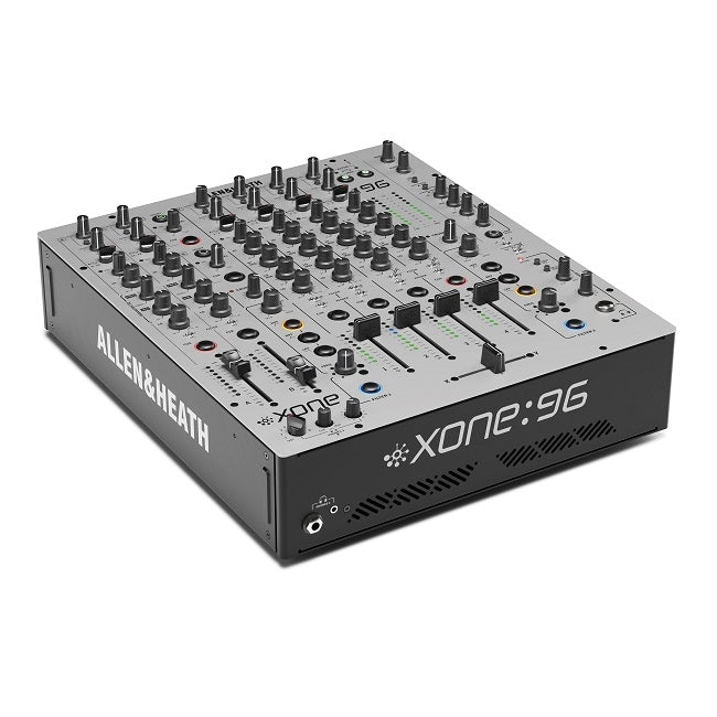 Allen & Heath Xone:96 Angle 2