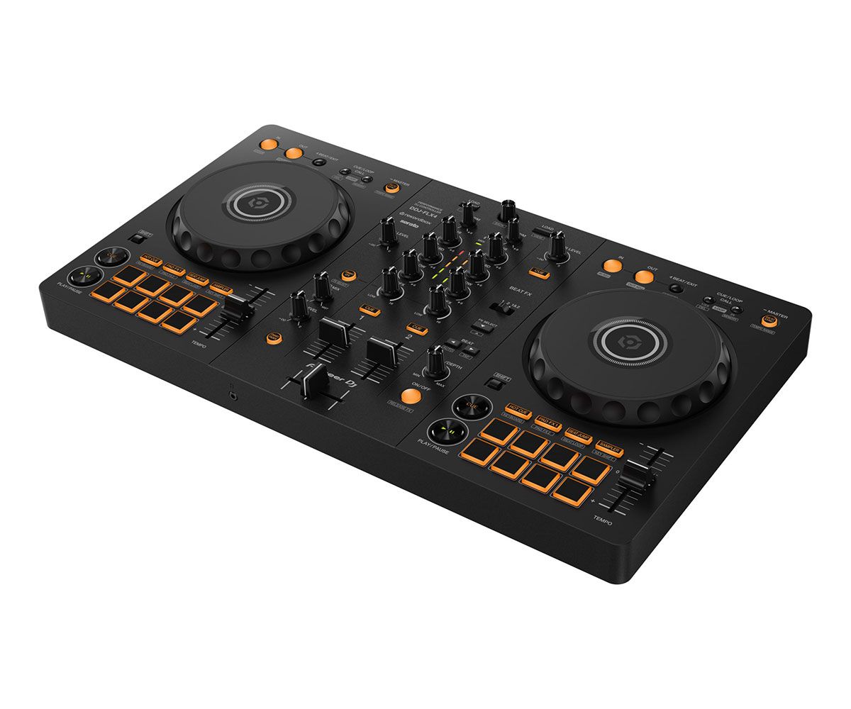 Pioneer DJ DDJ-FLX4 Controller Angle