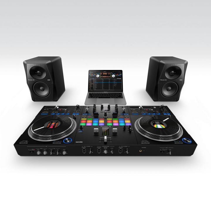 Pioneer DJ DDJ-REV7 Example In-Use