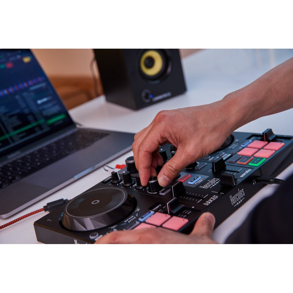 Hercules DJControl Inpulse 200 MK2 Close-up 3