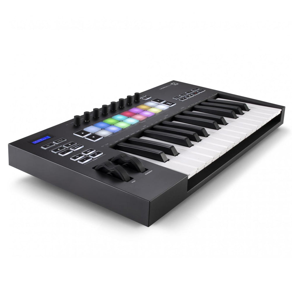 Novation Launchkey 25 MK3 Angle Left