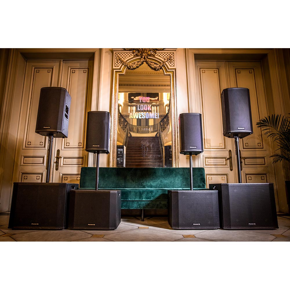 Pioneer DJ XPRS1182S Lifestyle 2