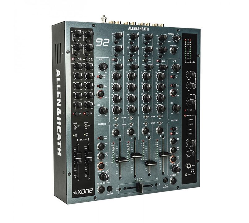 Allen & Heath Xone:92 MK2 4+2 Channel Analogue DJ Mixer