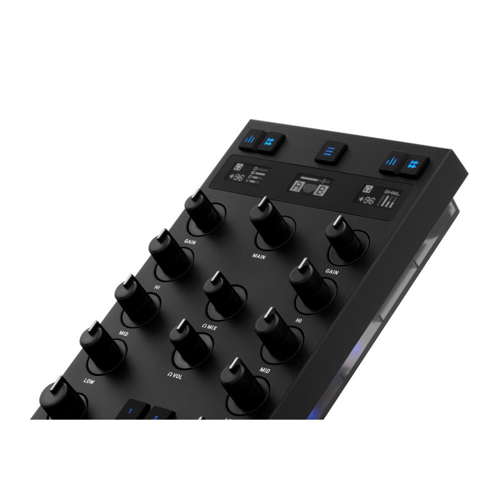 Native Instruments Traktor Z1 MK2 close up