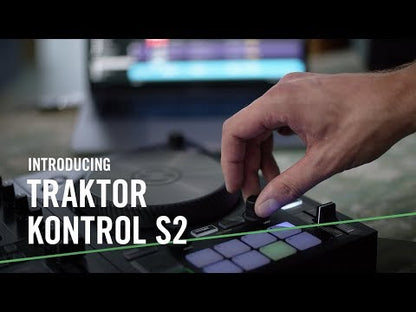 Native Instruments Traktor S2Mk3 DJ Equipment Package Deal