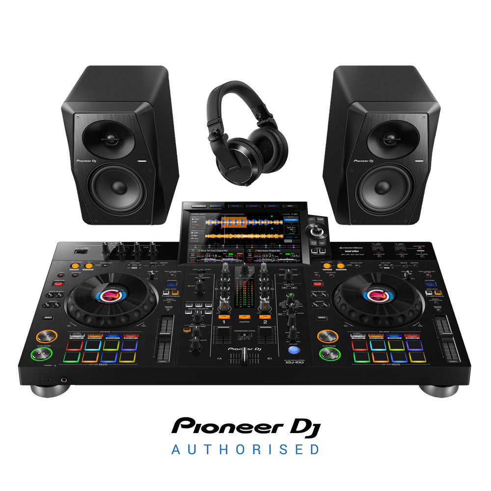 Effortlessly transition from the bedroom to the club with our top of the range all-in-one DJ bundle.