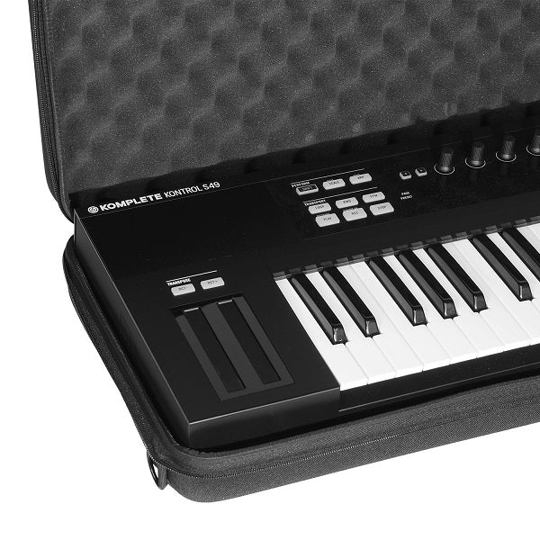 UDG Creator 49 Keyboard Hardcase Close-Up