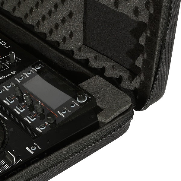 UDG Creator Large DJ Controller Hard Case Close Up 2